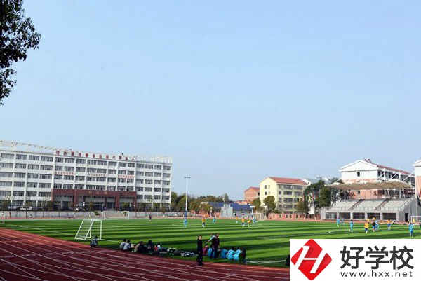 岳陽縣職業(yè)中等專業(yè)學(xué)校有哪些專業(yè)？師資力量如何？