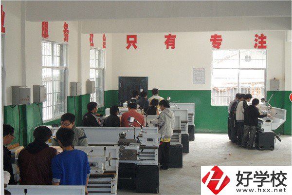 懷化的公辦職高有哪些？可以免學費嗎？