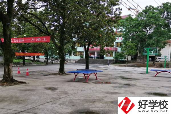湘西有高鐵中專(zhuān)嗎？高鐵專(zhuān)業(yè)怎么樣？