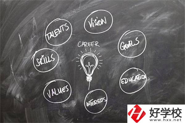 在湖南上職高好還是上技校好？有什么區(qū)別？