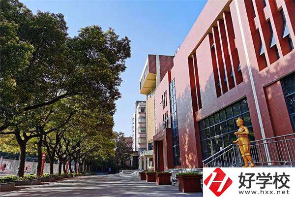 湖南建筑高級技工學(xué)校是公辦嗎？辦學(xué)怎么樣？