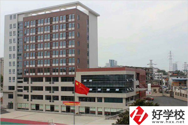 在湘潭，有哪些技校是公辦的？