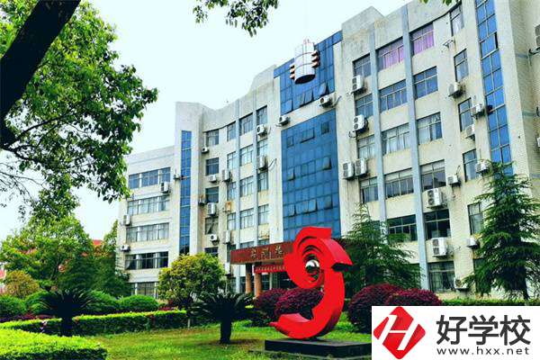 湖南有五年制衛(wèi)校嗎？衛(wèi)校都開設(shè)有哪些醫(yī)衛(wèi)專業(yè)？