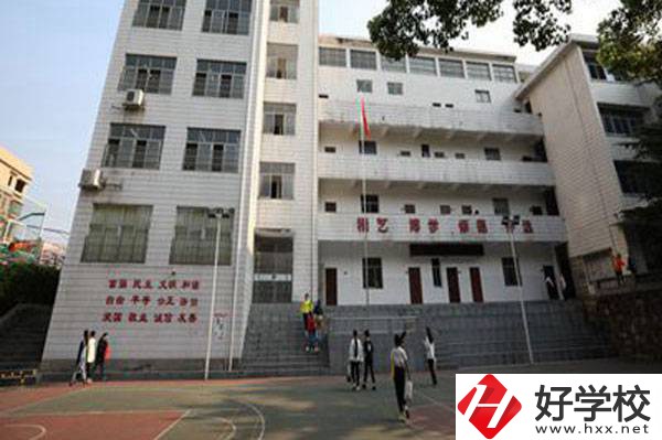 想在衡陽讀中專的藝術(shù)生，可以看看這兩所學校