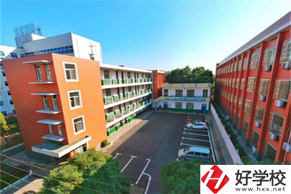 中國(guó)水電八局高級(jí)技工學(xué)校是所什么學(xué)校？有什么優(yōu)勢(shì)？