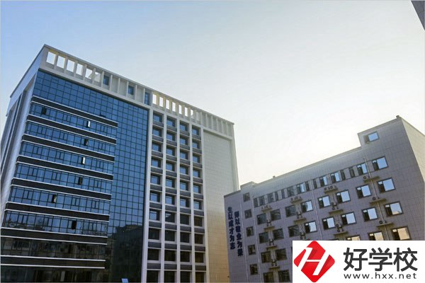 湖南智云技工學校怎么樣？有什么優(yōu)勢？