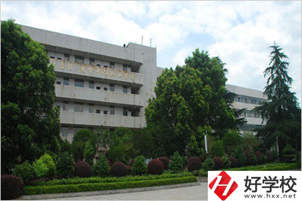 郴州第一職中是中專還是技校？師資力量怎么樣？