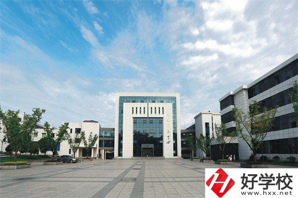 湖南有哪些比較好的技校？可以學(xué)什么專業(yè)？