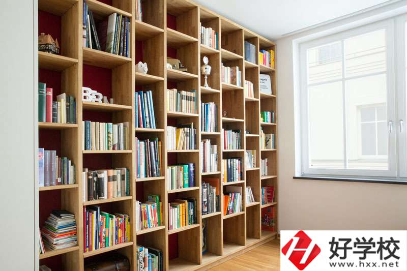 懷化鐵路職業(yè)中專學(xué)校怎么樣？地址多少？