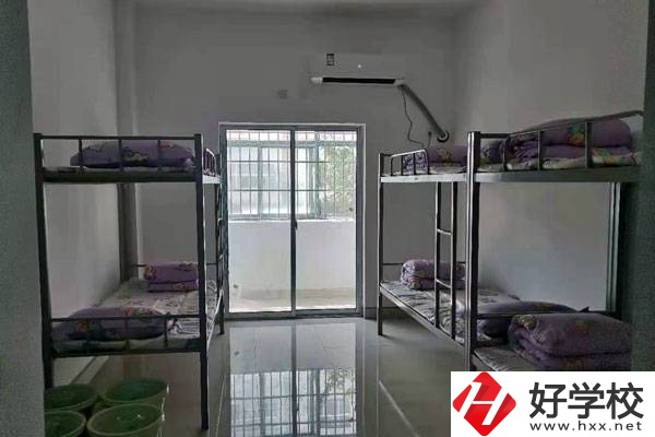 邵陽二紡機技工學校屬于大專嗎？有哪些招生專業(yè)？