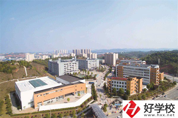 長(zhǎng)沙汽修學(xué)校有哪些？就業(yè)如何？