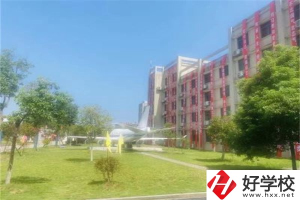 長(zhǎng)沙經(jīng)貿(mào)職業(yè)中專有哪些招生專業(yè)？有哪些辦學(xué)優(yōu)勢(shì)？