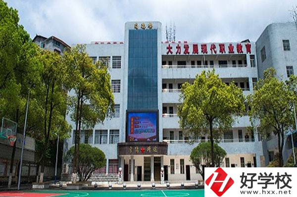懷化市旅游學(xué)校有哪些辦學(xué)特色，來校路線怎么走？