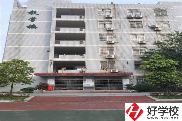孩子中考失利，在長(zhǎng)沙讀個(gè)什么技校比較好？