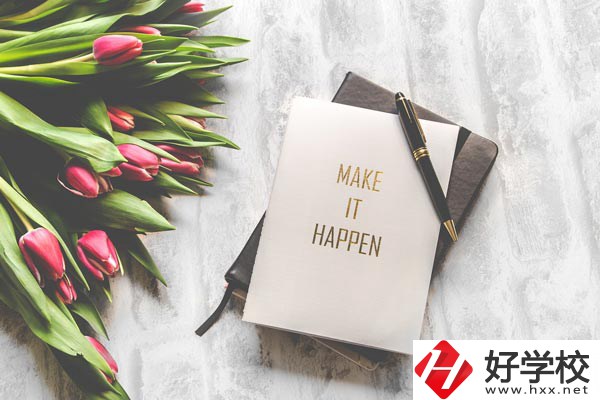 初中畢業(yè)讀長(zhǎng)沙中部鐵路航空學(xué)校，有哪些招生要求？