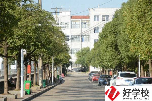 懷化經(jīng)開區(qū)有什么職校？開設(shè)了哪些專業(yè)？