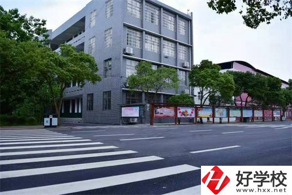 湖南道州技工學(xué)校怎么樣？有哪些辦學(xué)特色？