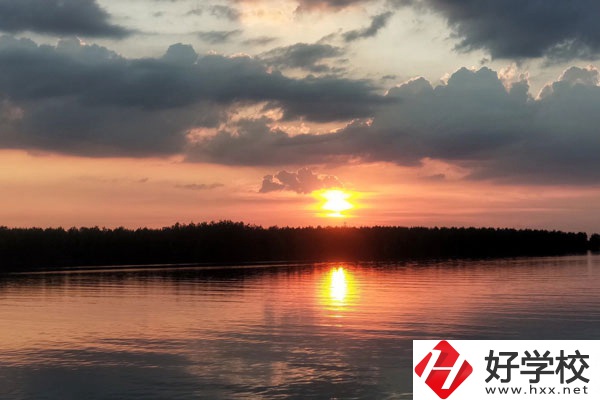 湘西民族職業(yè)技術(shù)學(xué)院有精品專業(yè)嗎？