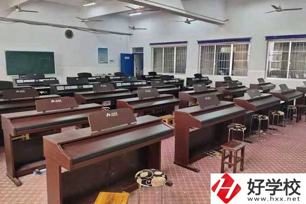 岳陽市第一職業(yè)中等專業(yè)學(xué)校怎么樣？得過哪些榮譽(yù)？