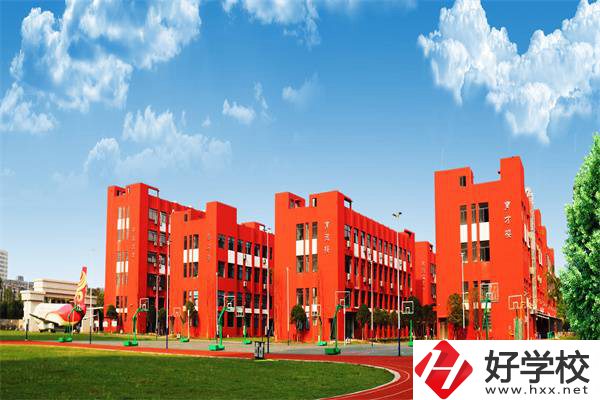長沙開福區(qū)共有幾所中職學校？有沒有公辦的？