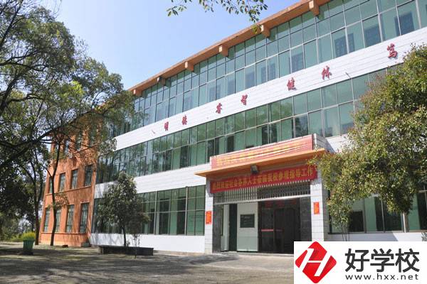 衡陽(yáng)蔡倫科技中等職業(yè)學(xué)校是公辦的嗎？有哪些優(yōu)勢(shì)？