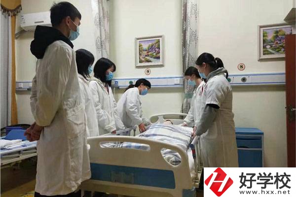 往屆初中畢業(yè)生也能讀中專嗎？湖南有哪些合適的學校？