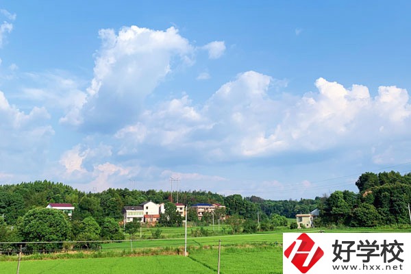 益陽樂康護(hù)理職業(yè)技術(shù)學(xué)校怎么樣？