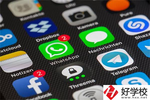 湖南職校學(xué)什么專(zhuān)業(yè)更好就業(yè)？職校生真的容易就業(yè)嗎？