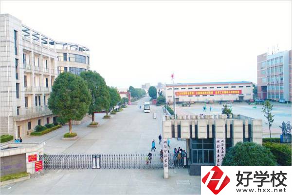 長沙有哪些民辦衛(wèi)?？梢赃x擇？收費(fèi)貴嗎？
