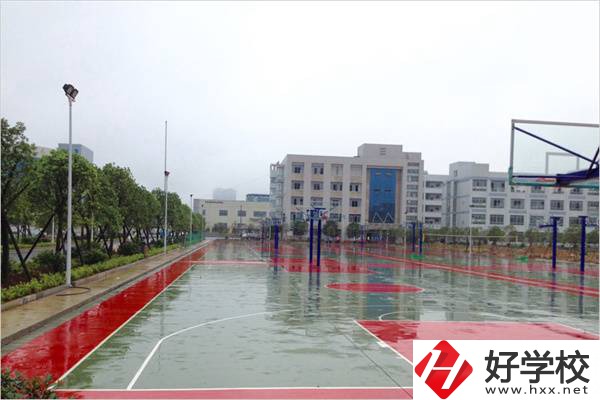 瀏陽最好的技校是哪一所？開設(shè)有什么專業(yè)？