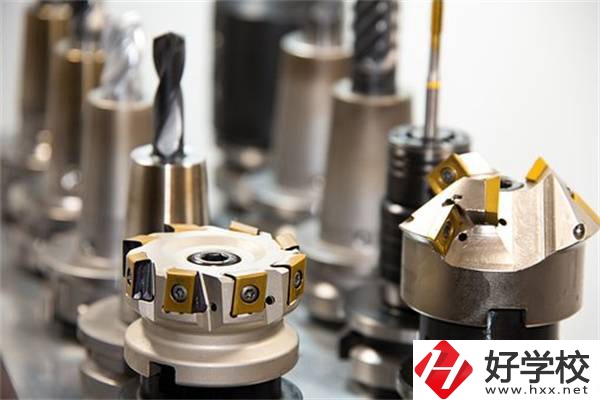 衡陽技校學(xué)什么專業(yè)比較好？