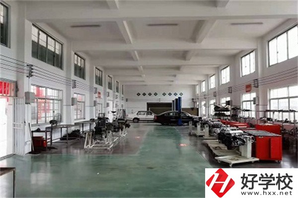 婁底重點中專有哪些？好進嗎？