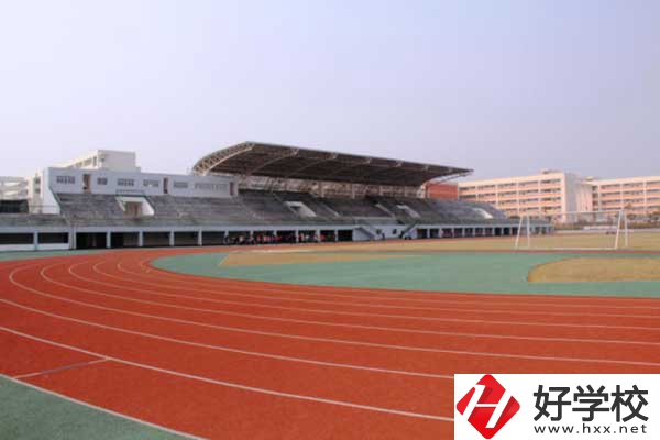 想學電子技術(shù)類專業(yè)，推薦長沙這所中職學校