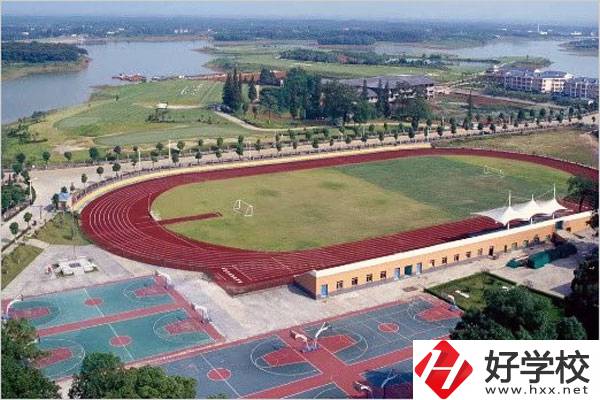 湖南高爾夫旅游職業(yè)技術(shù)學(xué)院有中職部嗎？