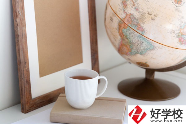 永州第二技工學(xué)校怎么樣？學(xué)校是公辦的嗎？