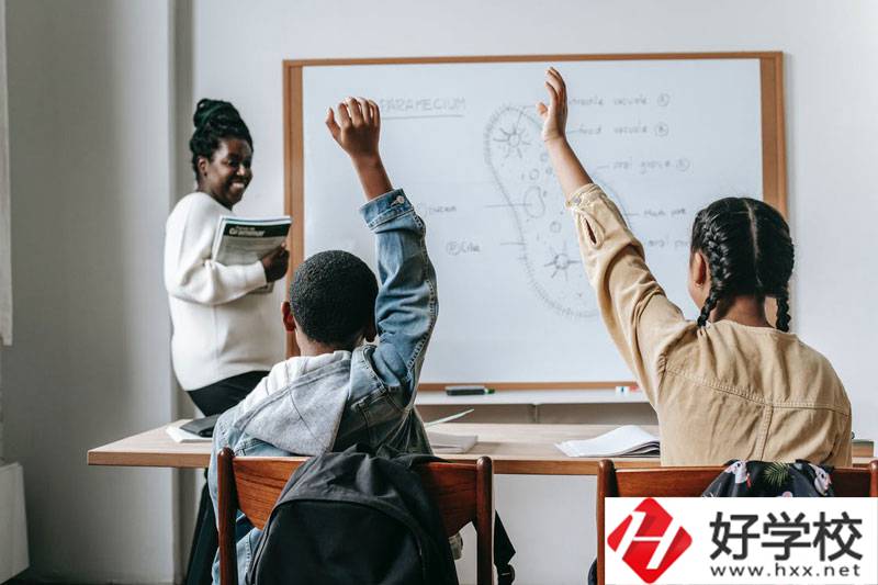 益陽(yáng)科達(dá)職業(yè)技校環(huán)境怎么樣？辦學(xué)特色怎么樣？