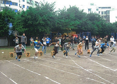 2025新疆廣播影視學(xué)校招生計劃 招生人數(shù)是多少(附要求、條件、對象)