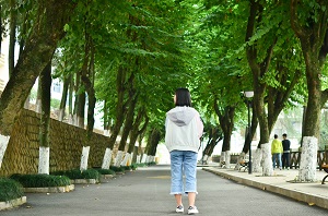 口腔醫(yī)學專升本有哪些招生院校招生？該專業(yè)應如何備考？